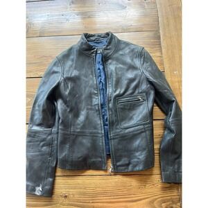Tahari Womens Black Leather Cafe Racer Jacket Blue Lining Small Zip Pocket